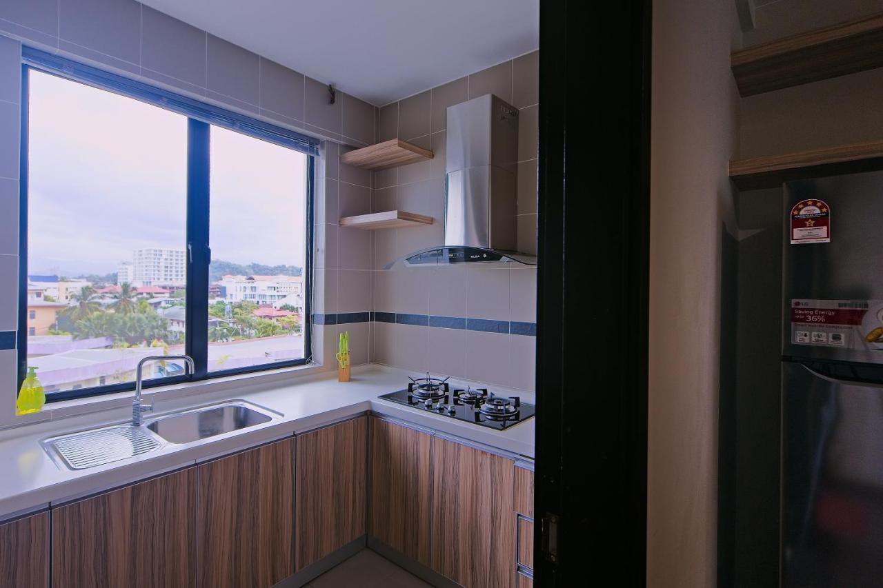 Aa Residen Luxury Condo Homestay 18Mins Walk Tanjung Aru Beach & Golf Course, Not Beach Side Resort 코타키나발루 외부 사진