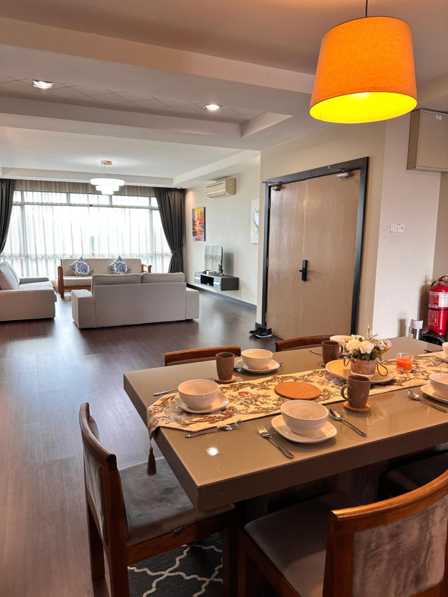 Aa Residen Luxury Condo Homestay 18Mins Walk Tanjung Aru Beach & Golf Course, Not Beach Side Resort 코타키나발루 외부 사진