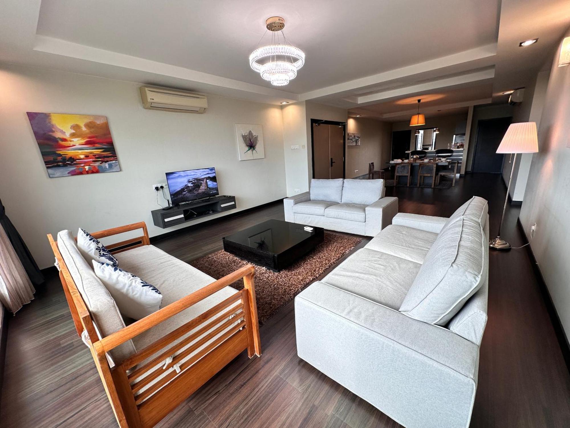 Aa Residen Luxury Condo Homestay 18Mins Walk Tanjung Aru Beach & Golf Course, Not Beach Side Resort 코타키나발루 외부 사진